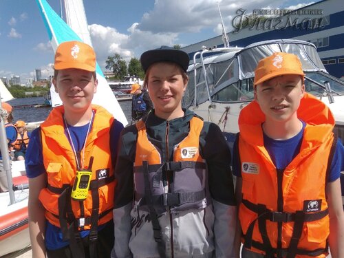 b83d3f69.ID Photo.095819